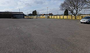 Transport Yard - TO LET in Kent - Fenced & Gated