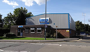 Dartford warehouse to let