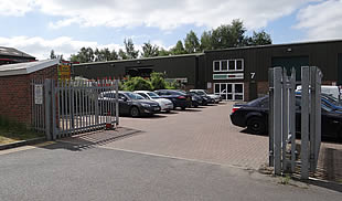 Borough Green industrial unit TO LET with parking