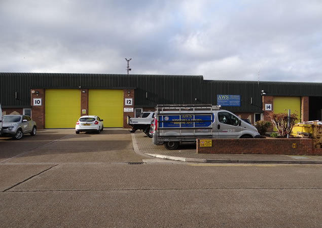 Units TO LET on Manford Industrial Estate - Erith, Kent