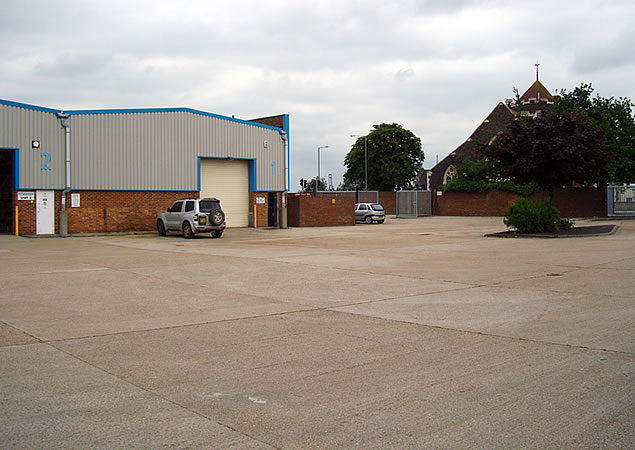 Unit 1, Galley Hill Trading Estate, Dartford warehouse TO LET
