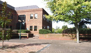 8 White Oak Square - Offices FOR SALE/TO LET